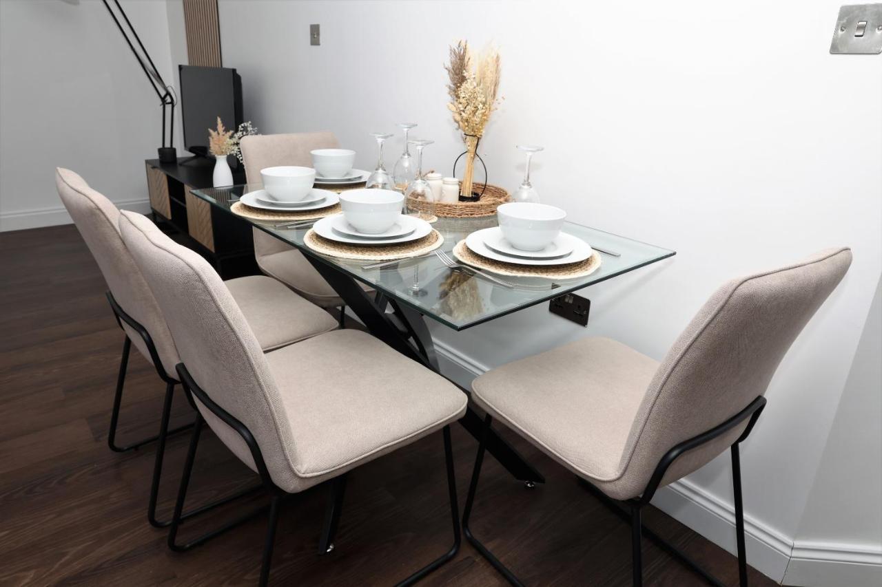 Watford Luxury 1 Bed Flat - Free Parking Lejlighed Eksteriør billede